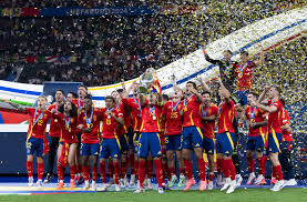 更是篮球运 更是篮球运