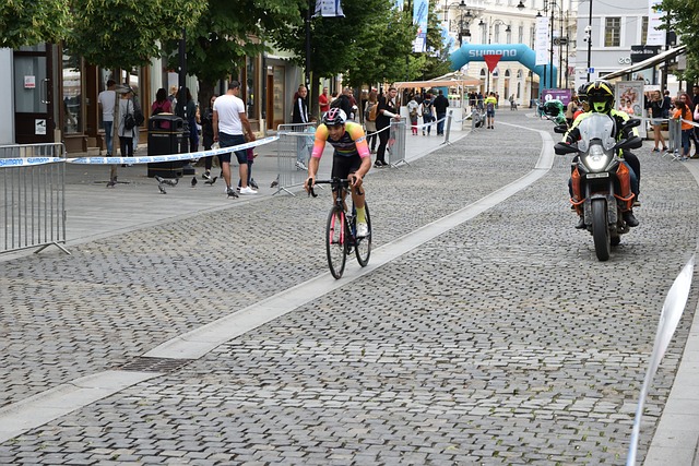 虑哈登近年 虑哈登近年